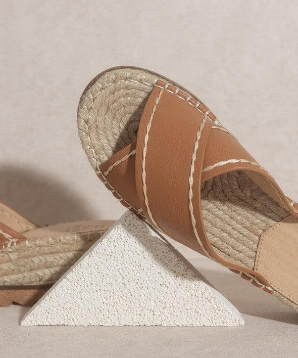 Strappy Platform Sandal ONLINE EXCLUSIVE - Adaline Hope Boutique